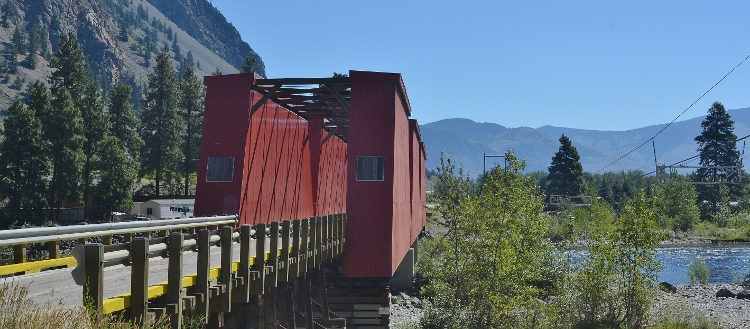 red bridge